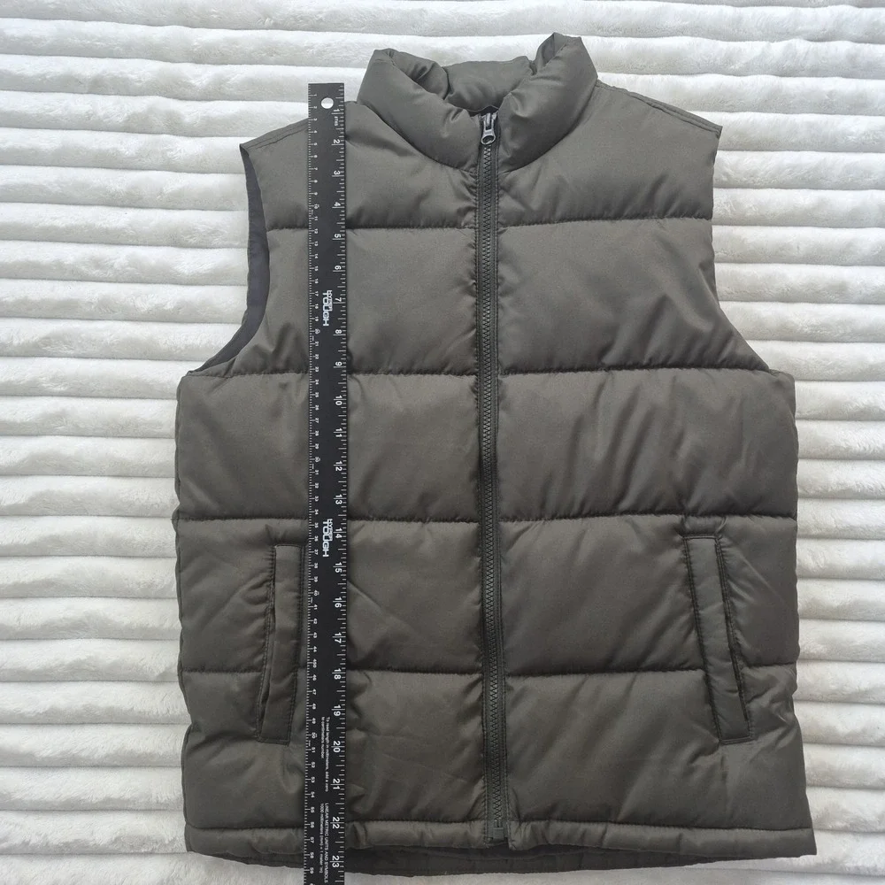 Old Navy Girls Puffer Vest Dark Olive Green Zip Quilted Sleeveless Size L 10-12